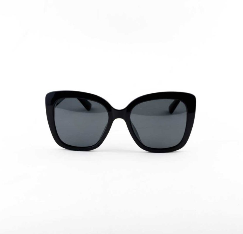 oculos sol atacado