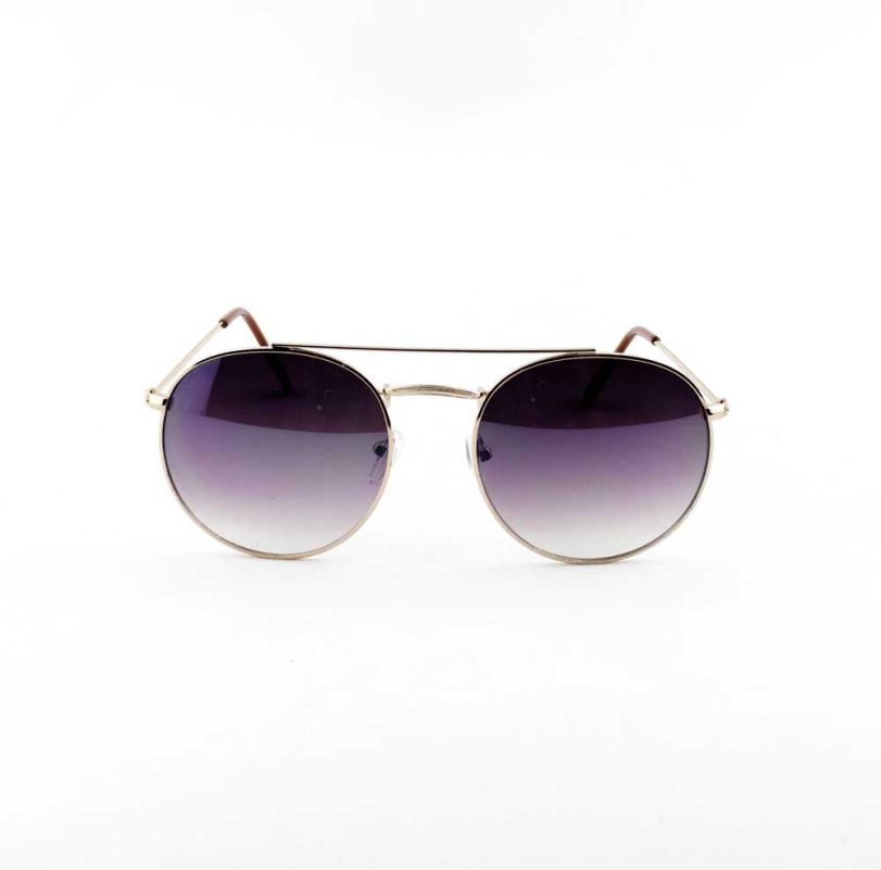 oculos sol atacado