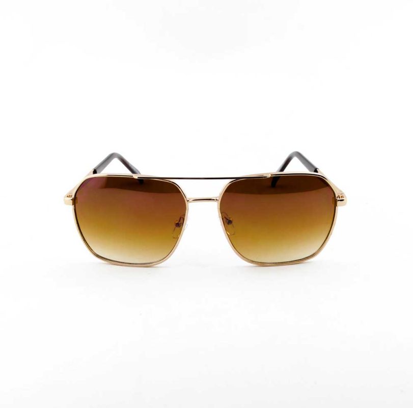 oculos sol atacado